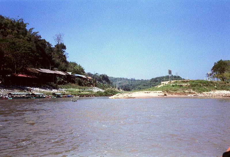 Thai2002_0061.JPG