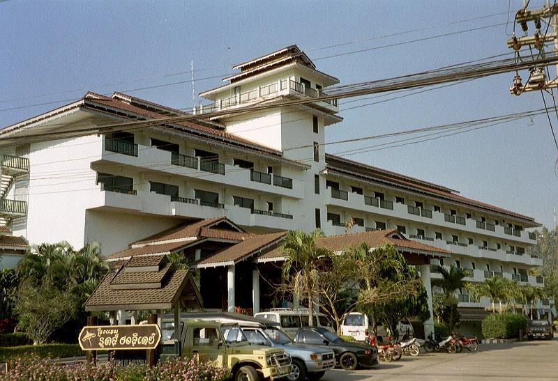 Thai2002_0121.JPG